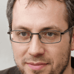 Αθηνά Μανωλά